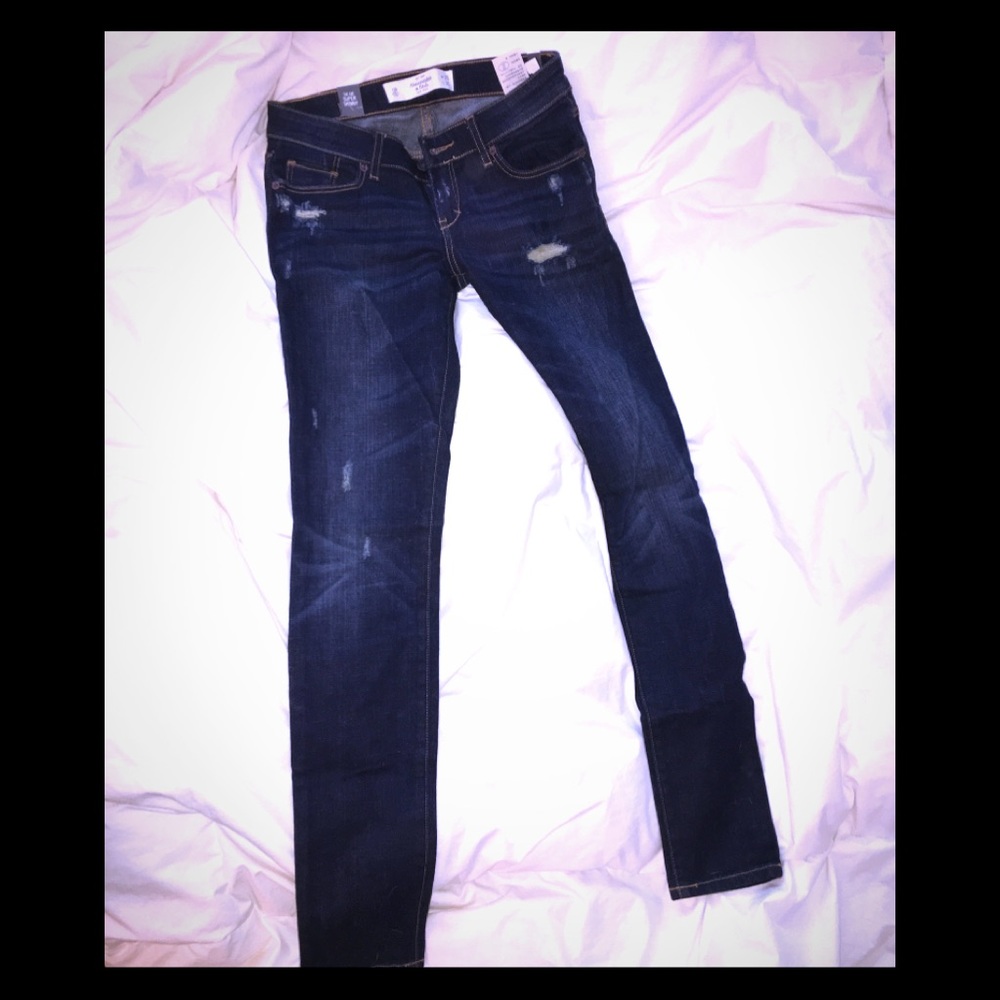 THE A&F SUPPER SKINNY